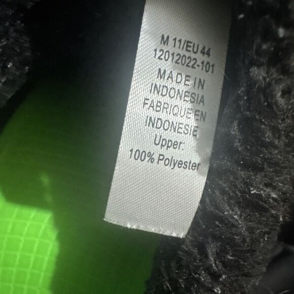 OOFOS Men's Black Slip-Ons with Vibrant Green Lining - Picture 7 of 7